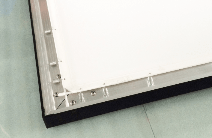 Syst&egrave;me de crochet stable et facile