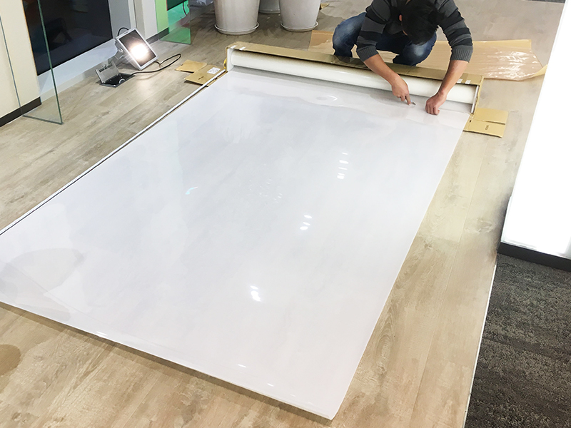 Verre-Wall-Projection-livr&eacute;-in-Covestro-Shanghai-Office2